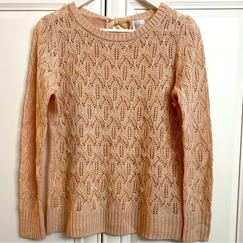 NWOT Cupio Women’s Small Pink Lightweight Sweater Pearl Clusters Velvet Tie Back